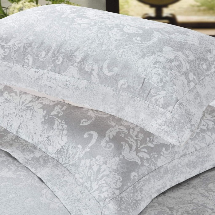 Ивина (серебро) Покрывало 240х260