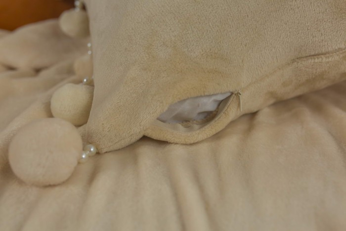 Бубон-жемчуг Новый (молоко) Покрывало 2х