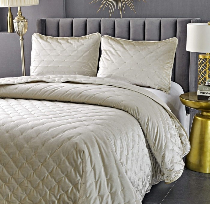 Розмари (крем) Покрывало 240х260