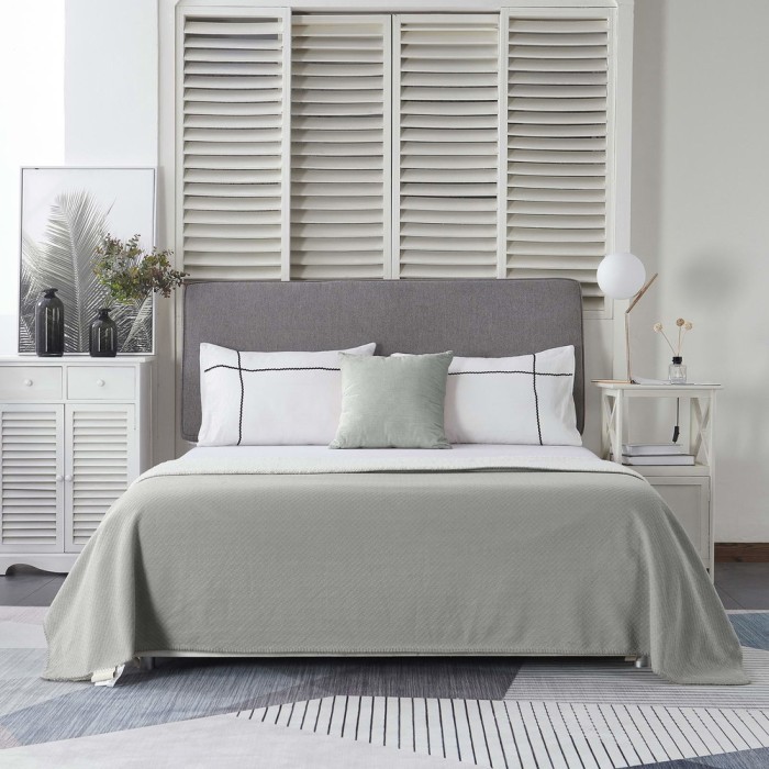 Аманда (серая) 220х240 Покрывало Трикотаж