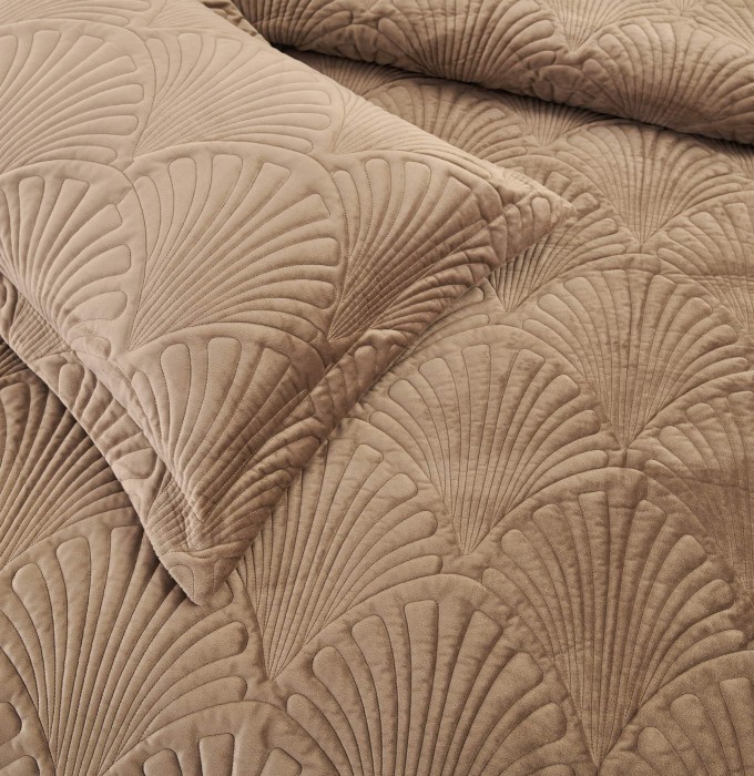 Ариэль (коричневый) Покрывало 240x260