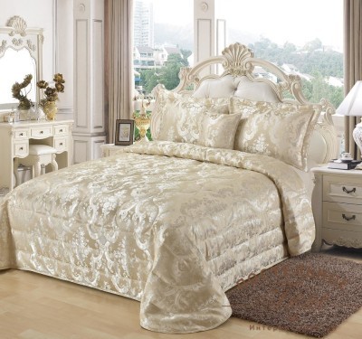 Бенедект (молоко) Покрывало 240х260