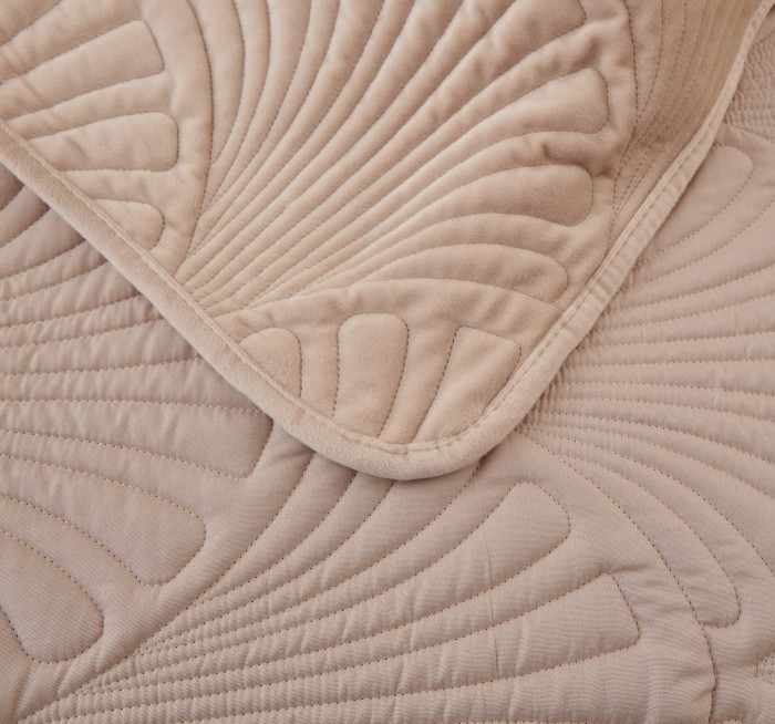 Ариэль (св.беж) Покрывало 240x260