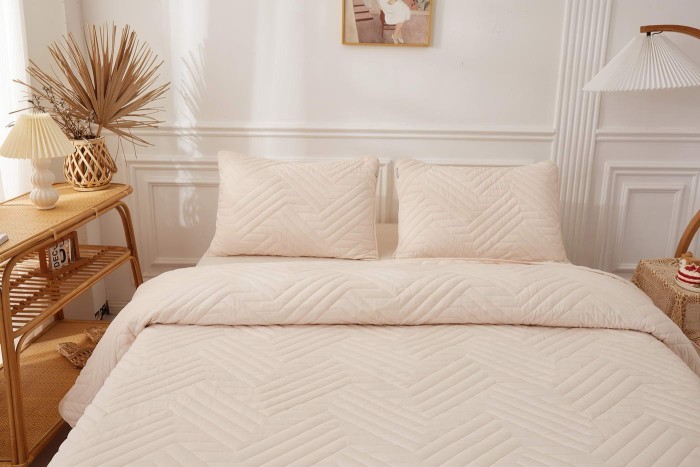 Мориц (крем) Покрывало 160х220