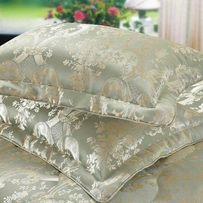 Бенедект (изумруд) Покрывало 240х260