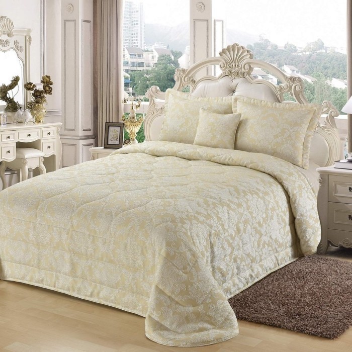 Сантана (молоко) Покрывало 240х260