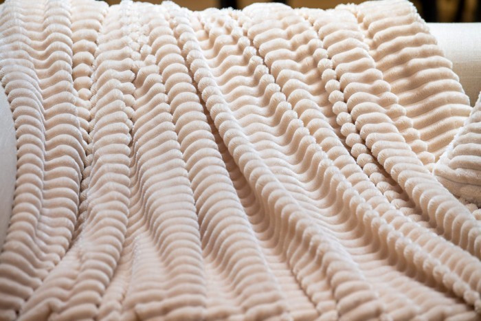 Полоса (беж) Покрывало 220х240