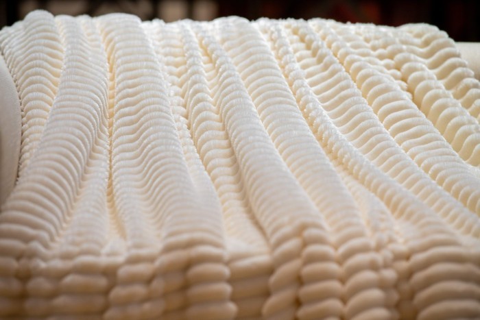 Полоса (молоко) Покрывало 220х240