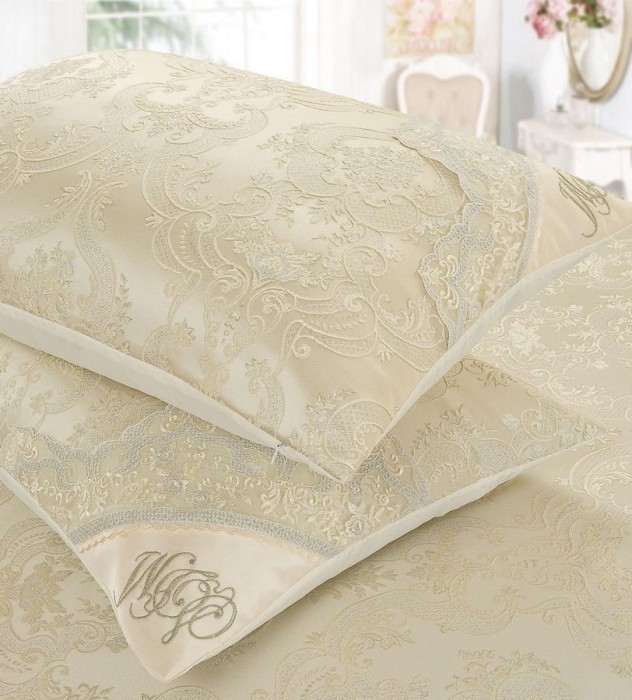 Антонина (молоко) Покрывало 240х260