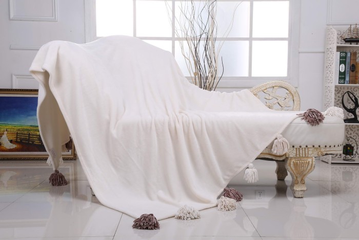 Tassel №1 (молоко) Покрывало 220х230