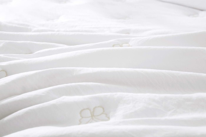 Ребека (белая) Покрывало 160х220