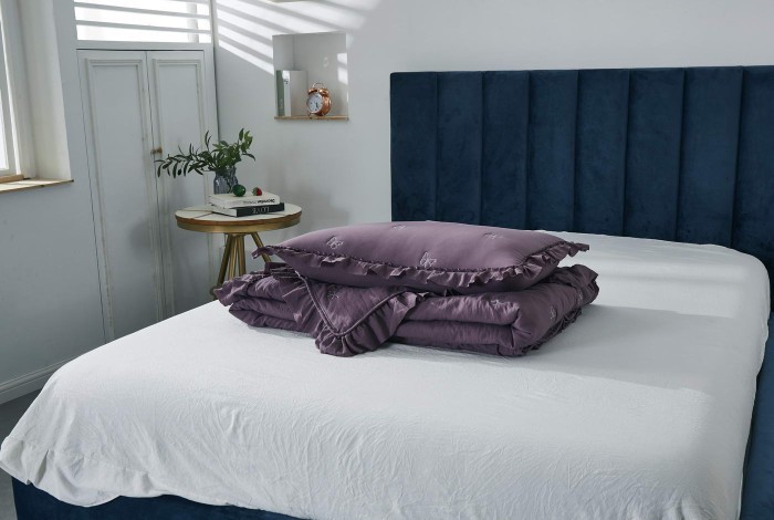 Ребека (фиолет) Покрывало 220х240